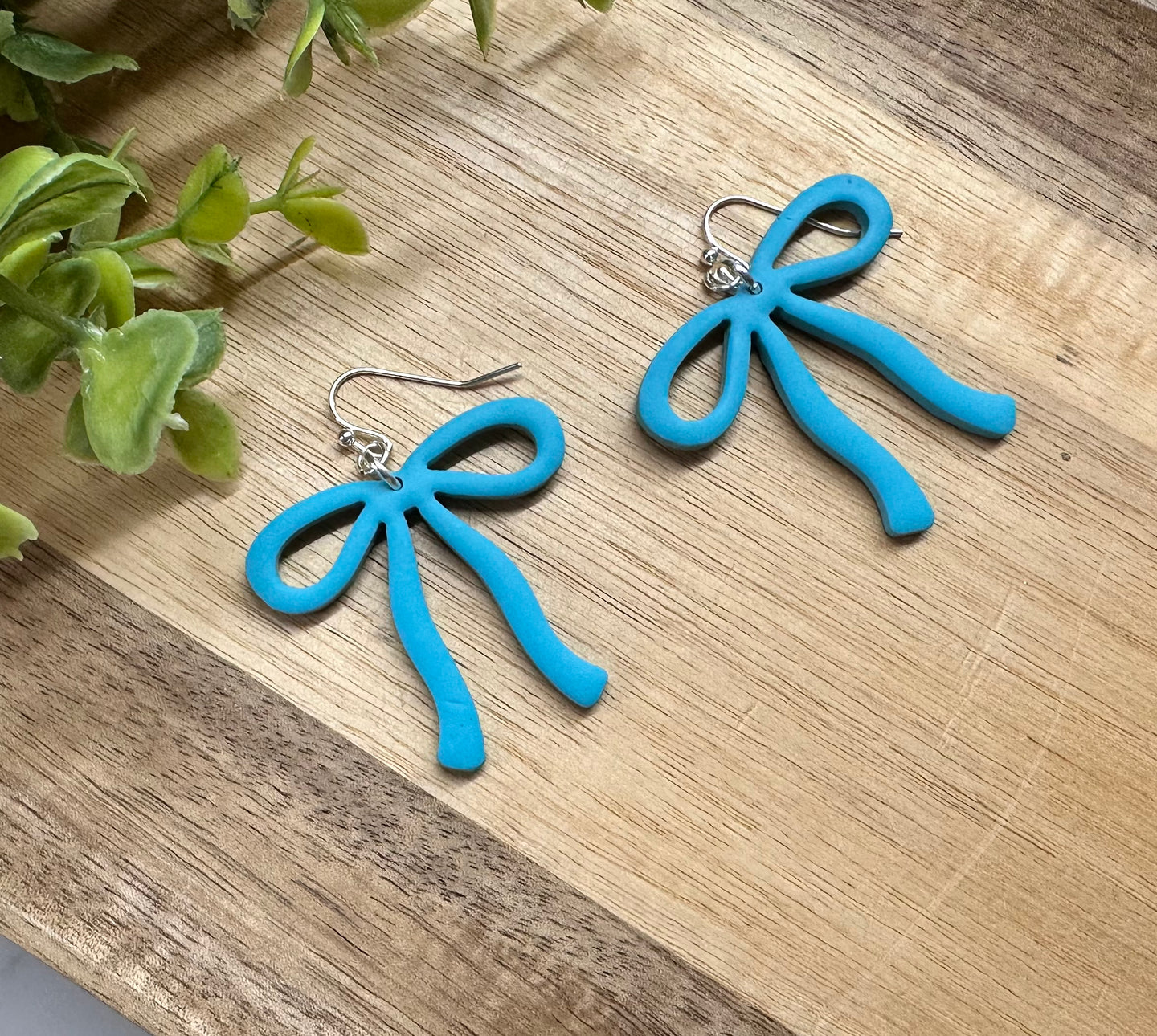 Dainty Bows